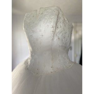 Michael Angelo wedding gown Dress Train Beaded Bodice Corset Sz 6 NWT Tulle Full